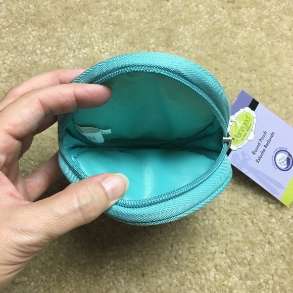 Colorful Round Zipper Pouch 5in x 5in NWT - Picture 4 of 6